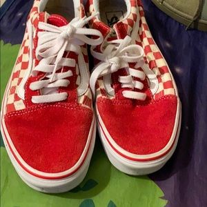 ‼️🟥⬜️women’s vans size 9 mens 7 1/2 🟥⬜️‼️